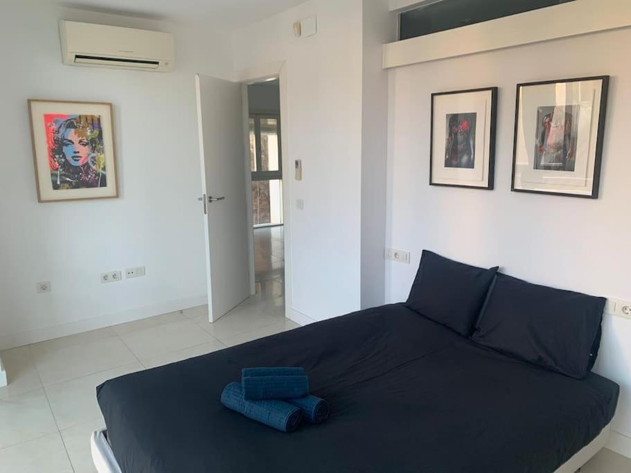 Appartamento Spacious Loft / Literally At The Foot Of Alhambra Granada Esterno foto